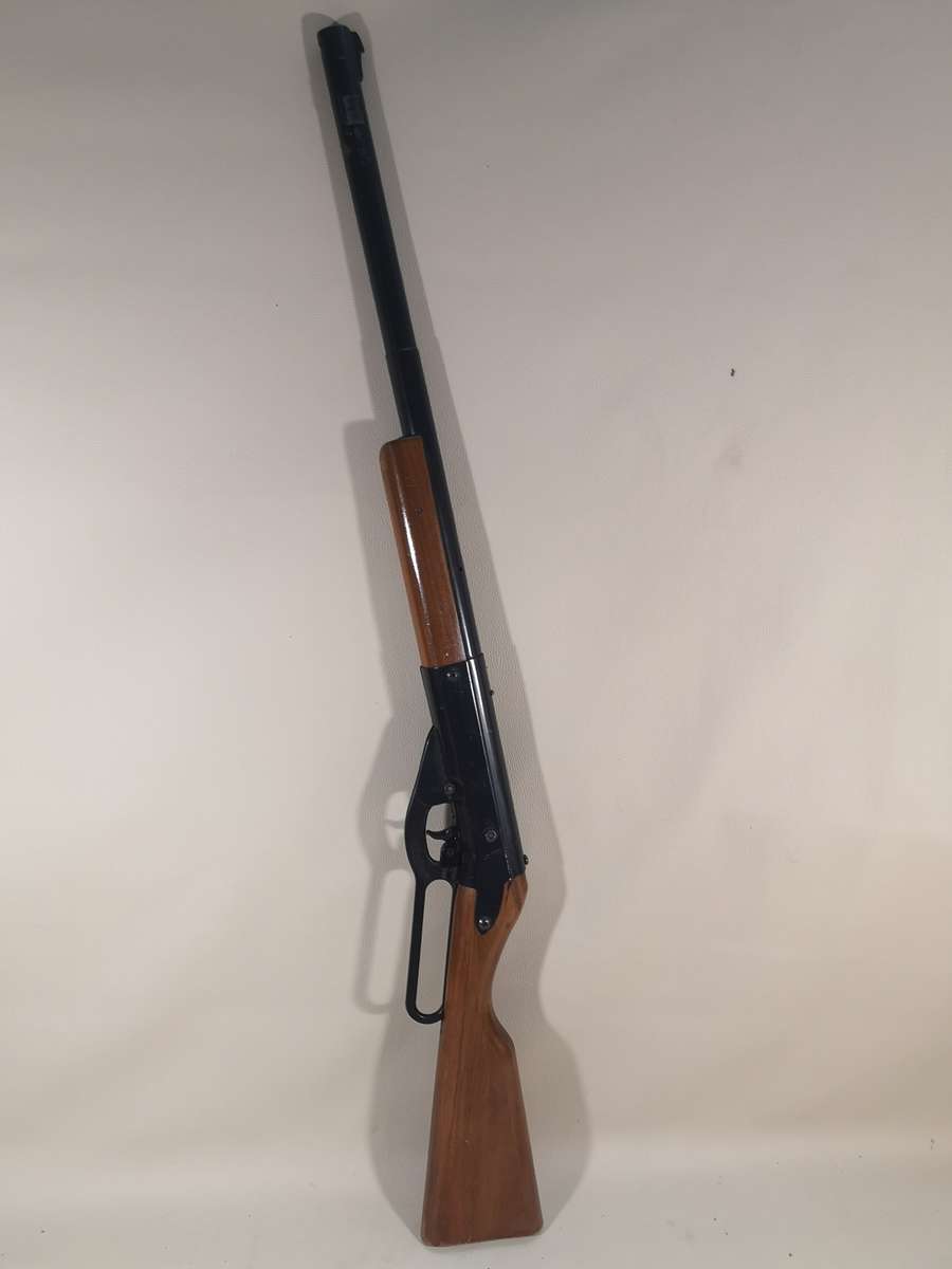 Vintage 1984 Daisy Model 95B Lever Action Wooden Stock Pneumatic Air Rifle