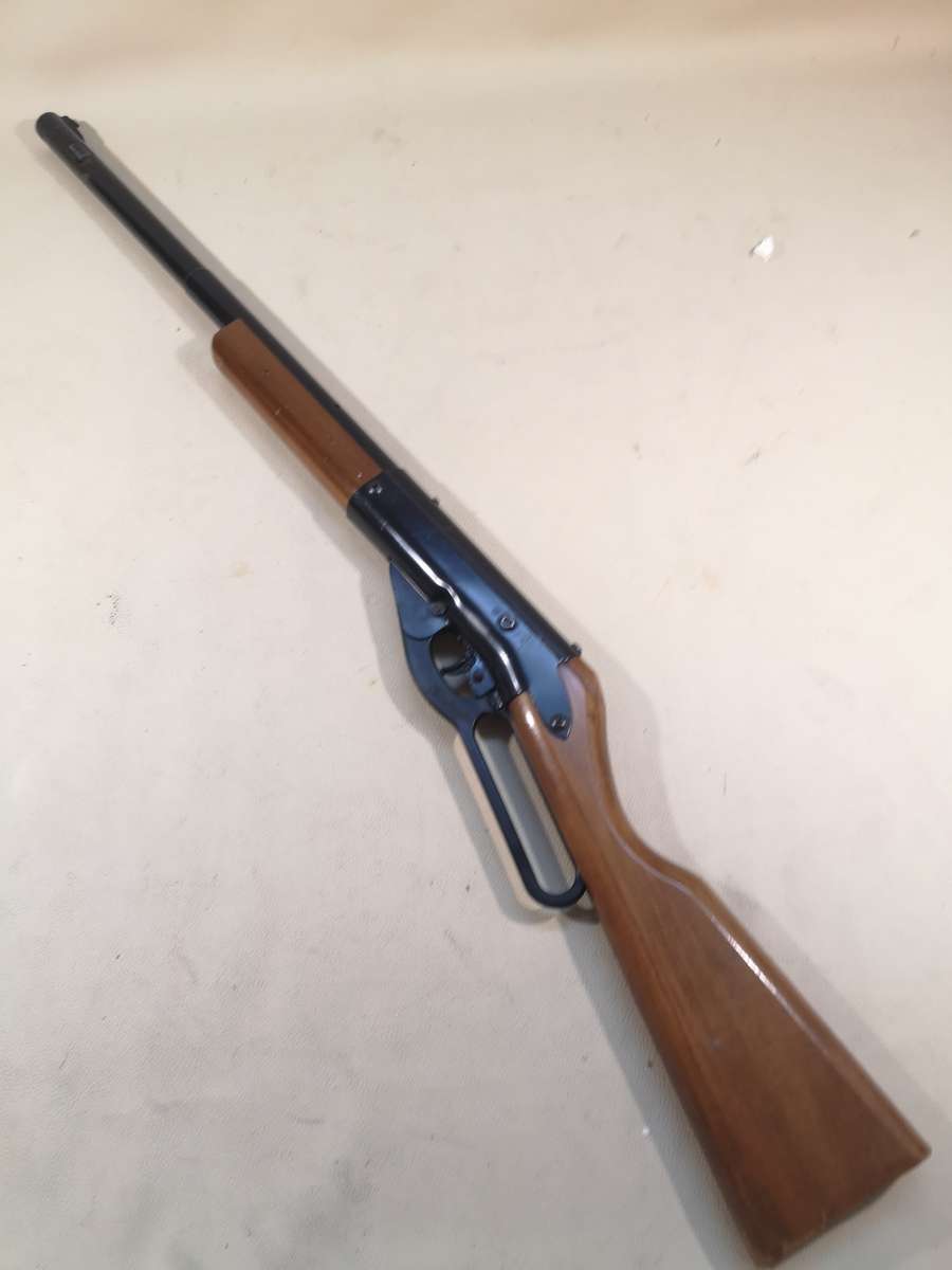 Vintage 1984 Daisy Model 95B Lever Action Wooden Stock Pneumatic Air Rifle