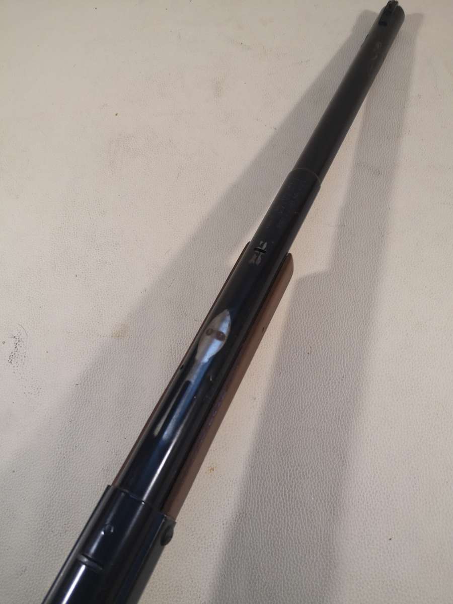 Vintage 1984 Daisy Model 95B Lever Action Wooden Stock Pneumatic Air Rifle