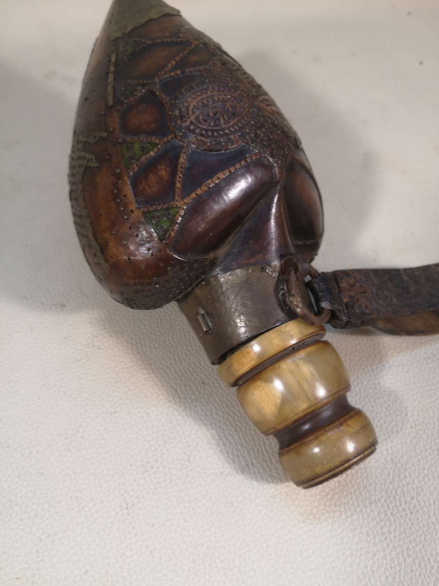 LATE 18TH CENTURY TURKISH, OTTOMAN EMPIRE HEART SHAPED POWDER FLASK