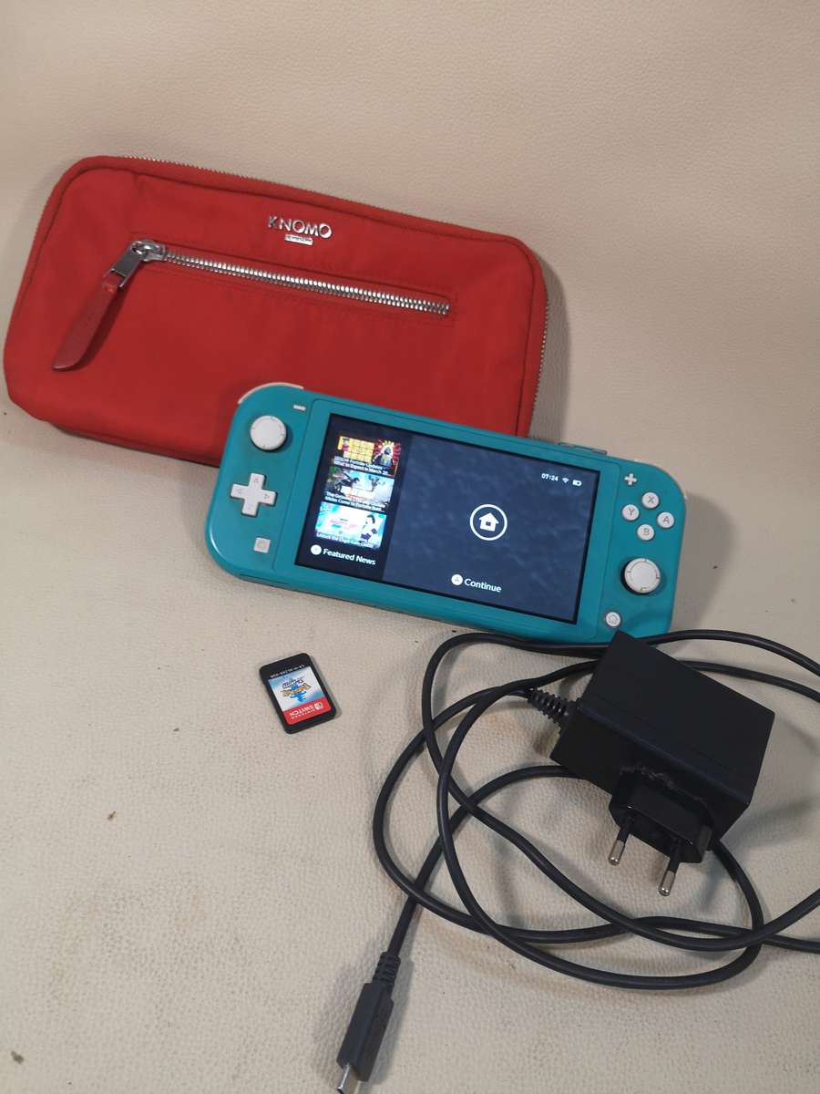 Amazing Nintendo Switch Lite and Pokemon Sword Game Bundle