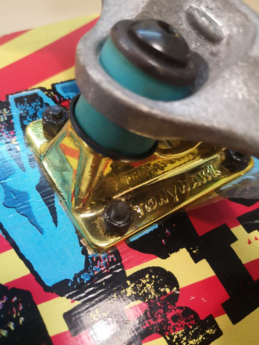 Awesome!! Vintage Tony Hawk Skateboard With Original Lizzard Skateboard Rucksack