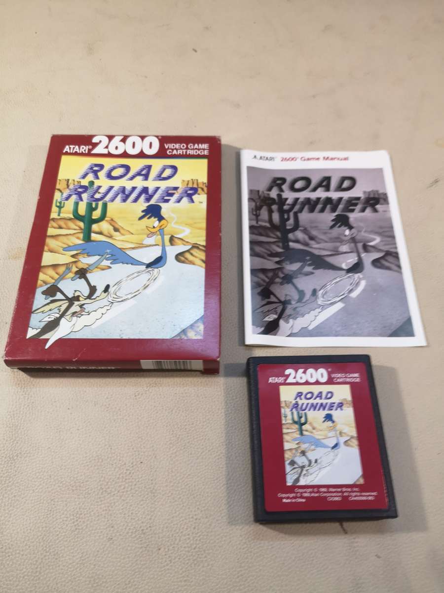 Rare Find!! Vintage Atari 2600 - ROAD RUNNER Game Cartridge Complete With Booklet in Original Box