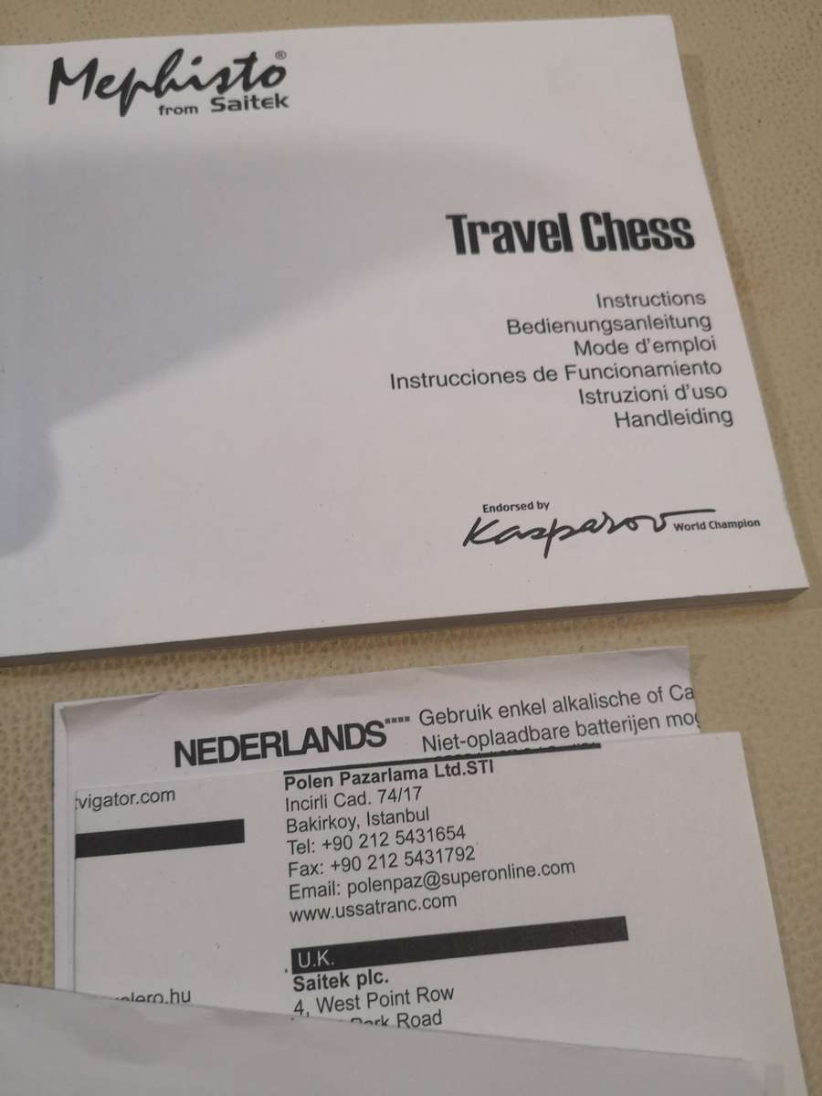 Kasparov Saitek Advanced Travel Chess Computer from Mephisto 64 levels