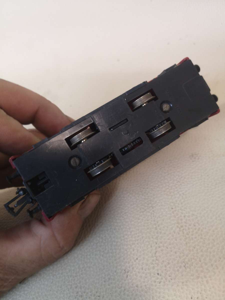 LIMA HO Scale Steam Locomotive with water tender