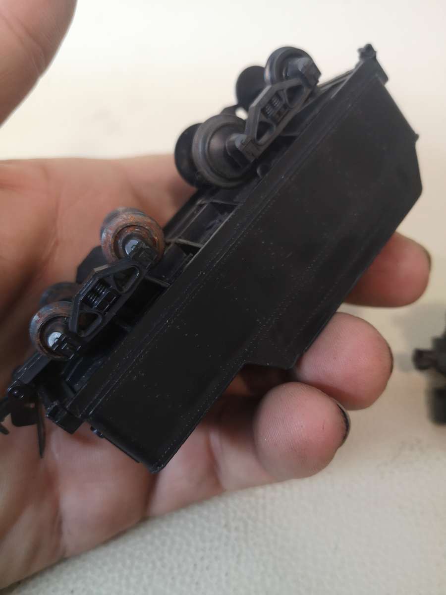 LIMA HO Scale Steam Locomotive with water tender