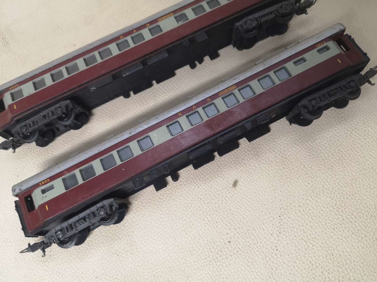Lima HO Scale SAR Trans Karoo first class carriages Good Condition