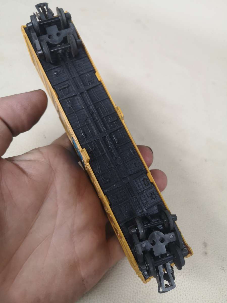 HO Scale Lima 6720 50 Reefer Libbys Famous Foods w/Original Box Train Car