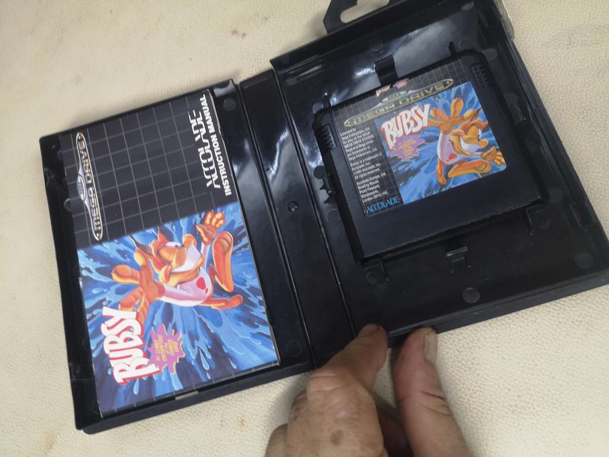 Vintage Sega Megadrive Bubsy Claws Encounters of the Furred Kind Game Disk - Complete