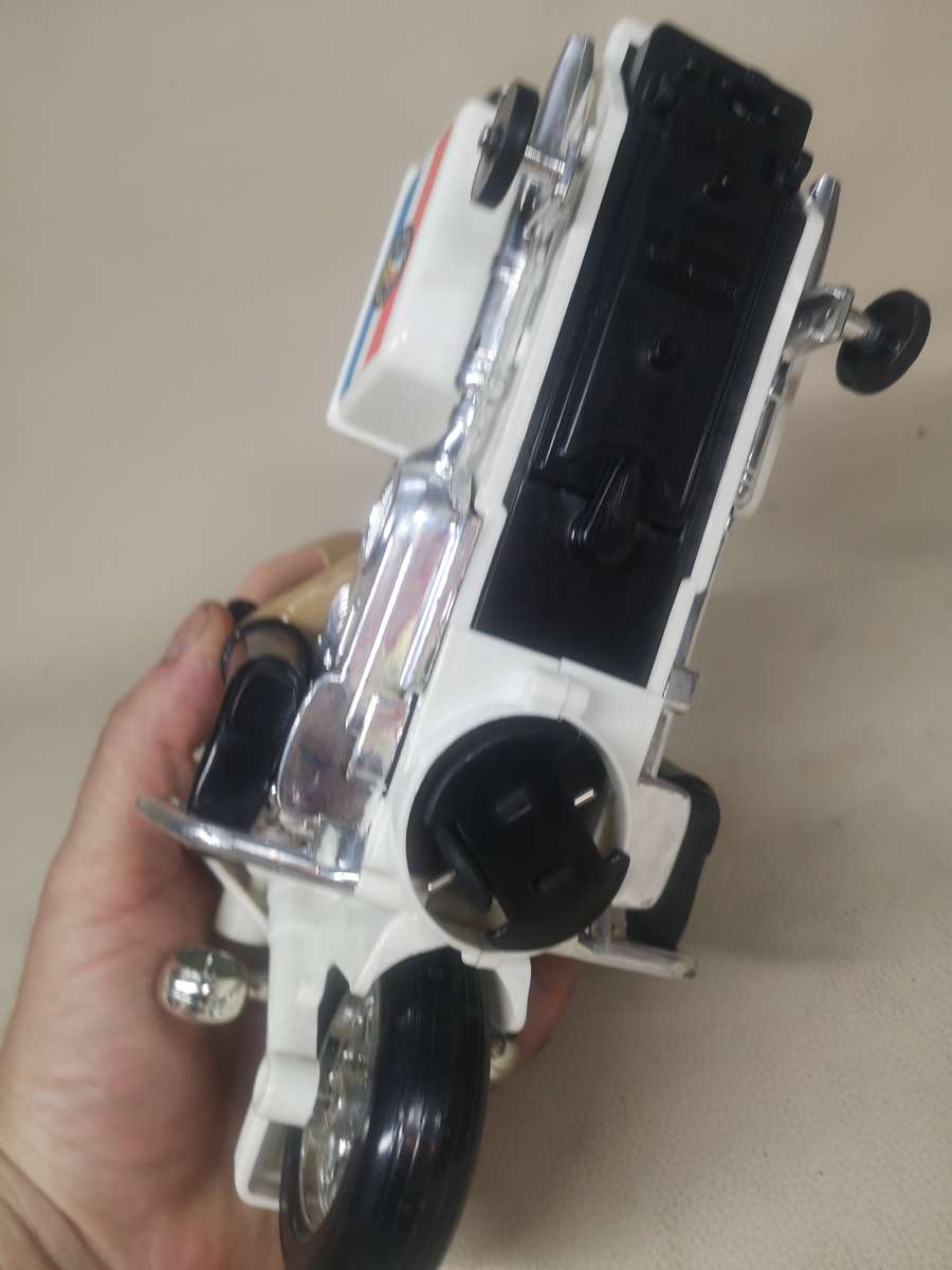 Chips 1984 Battery Operated Jumbo Highway Police Patrol Bike - Working