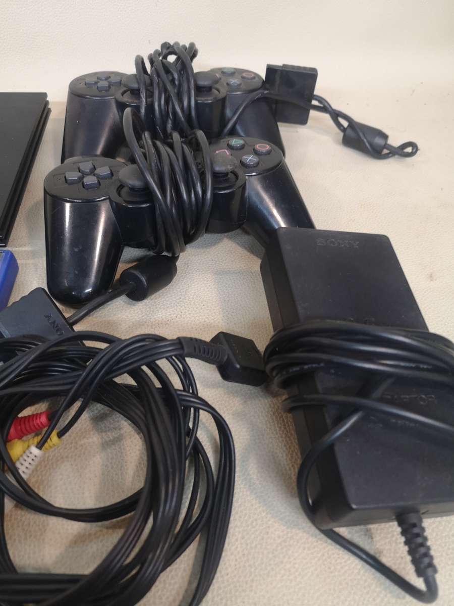 Huge Playstation 2 Bundle with 5 Games - Tested Working