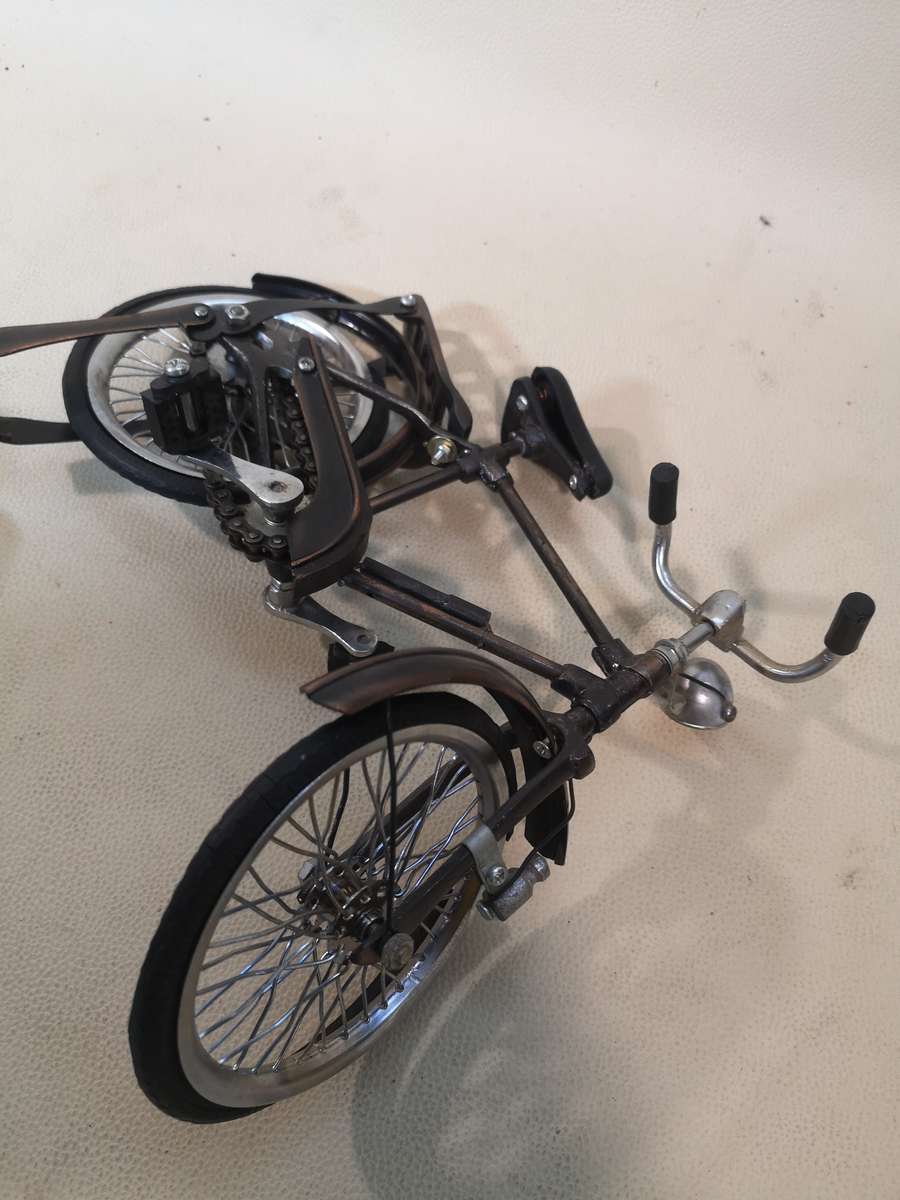 A Beautiful Metal Miniature 1/6 Antique Bicycle.