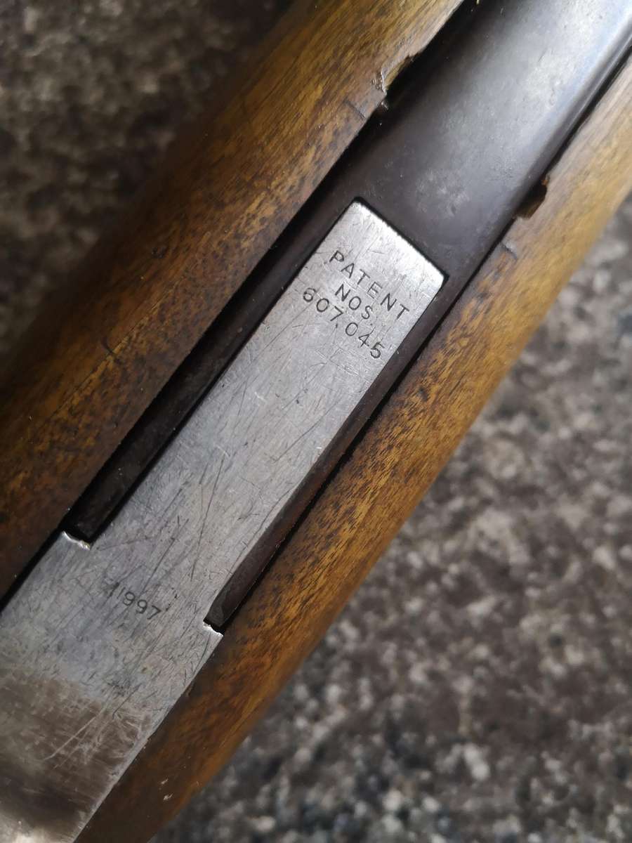 Magnificent Vintage BSA Airsporter Mk5 .22 under lever air rifle in full working order.