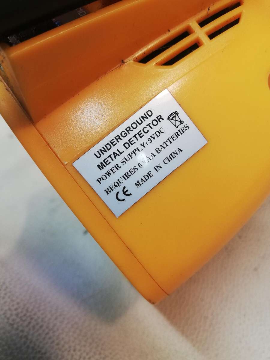 MD-3010II Metal Detector Gold Digger Treasure Hunter -Working