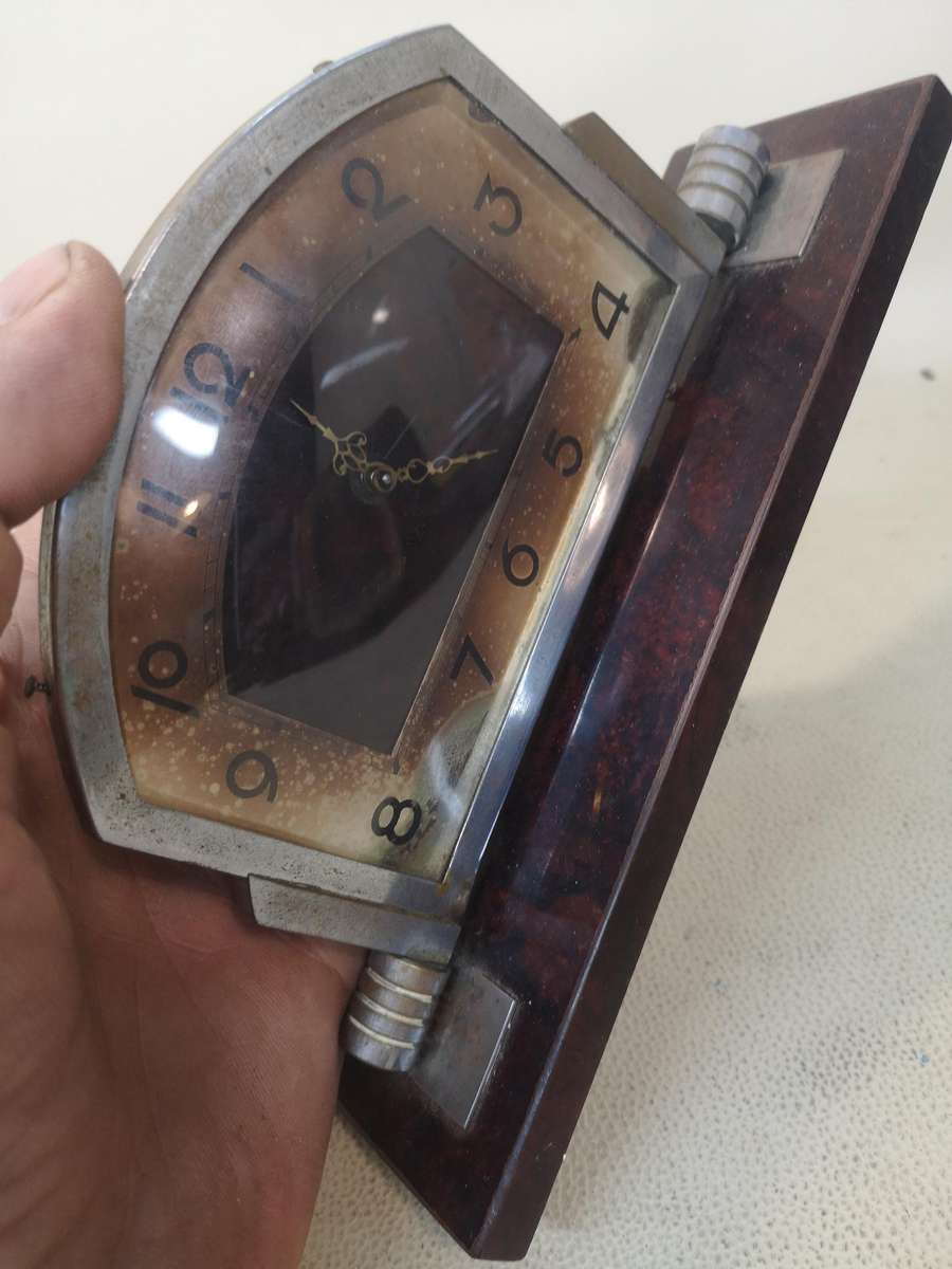 Amazing!! Vintage 1930's Art Deco Macanical Mantle clock (Work 100%)