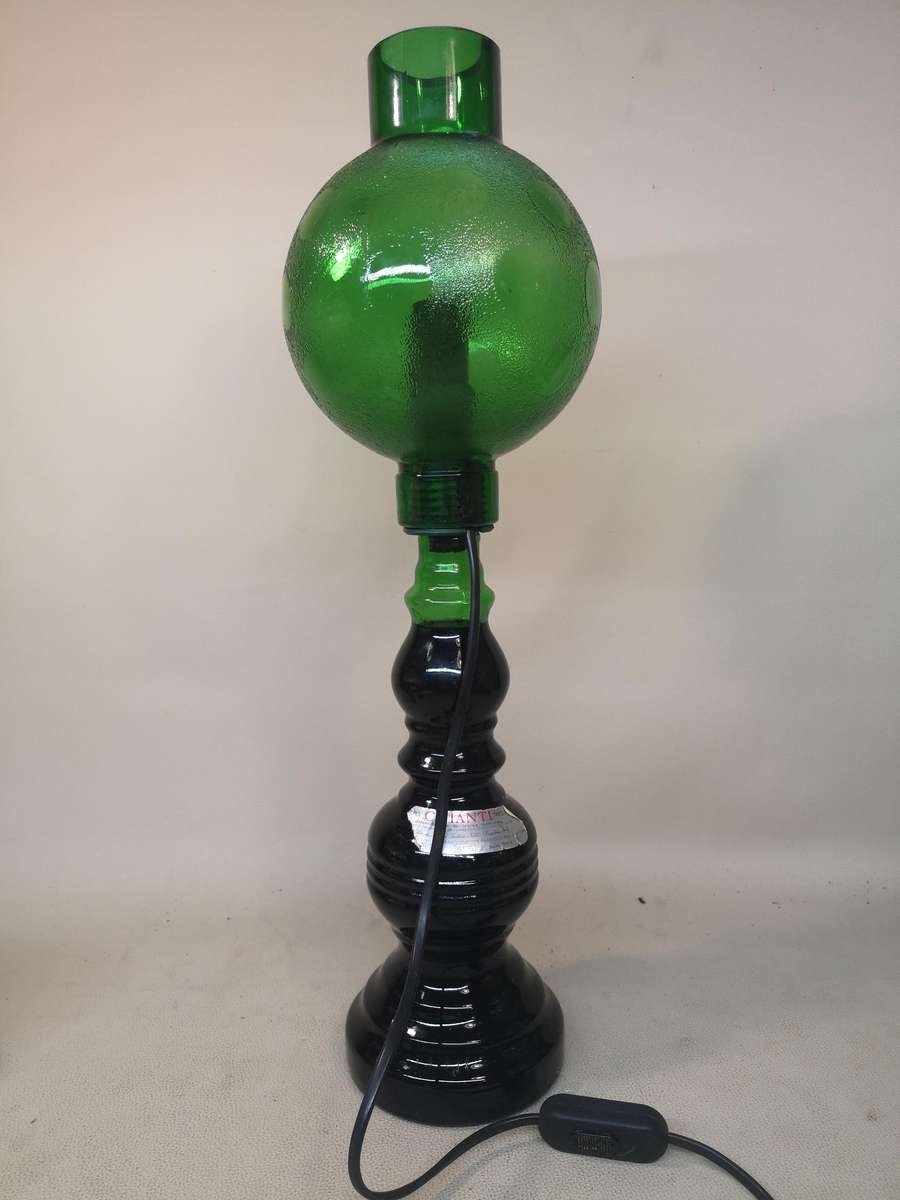Large Vintage, Casa Vento, Chianti bottle lamp with round globe (Sealed and still full)
