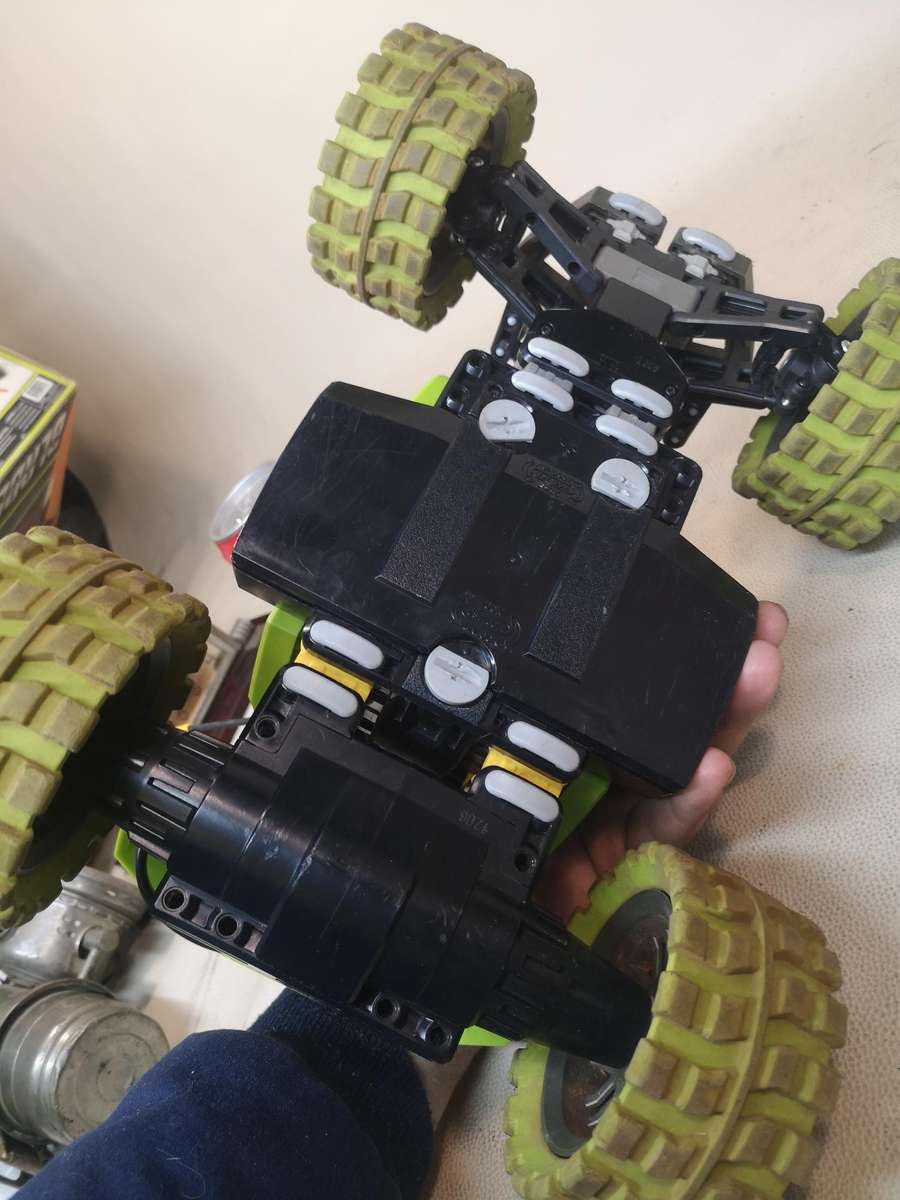 LEGO Racers Outdoor RC Challenger (8675) With Controller - (Tested Working)