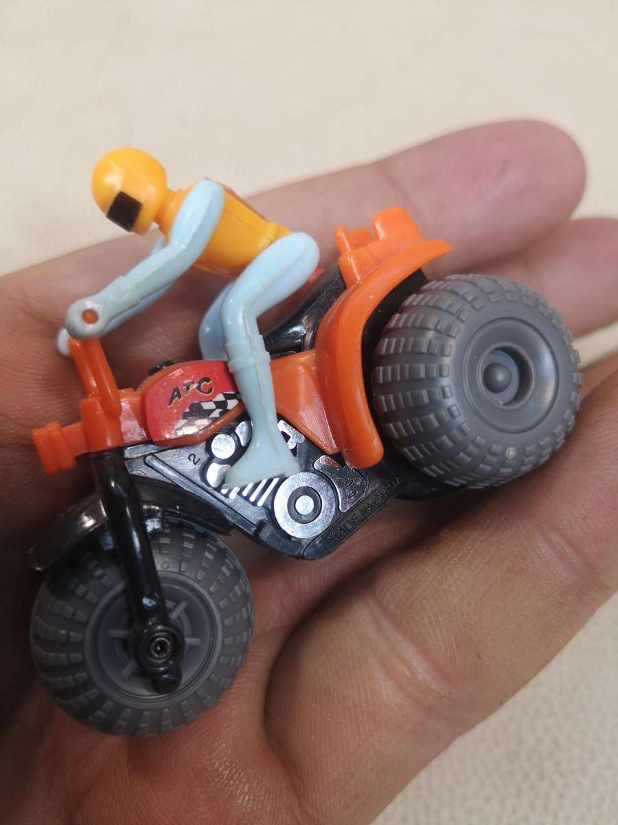 Vintage Tomy 1982 POP CYCLE and RIP CORD Excellent Condition! 2 of 4