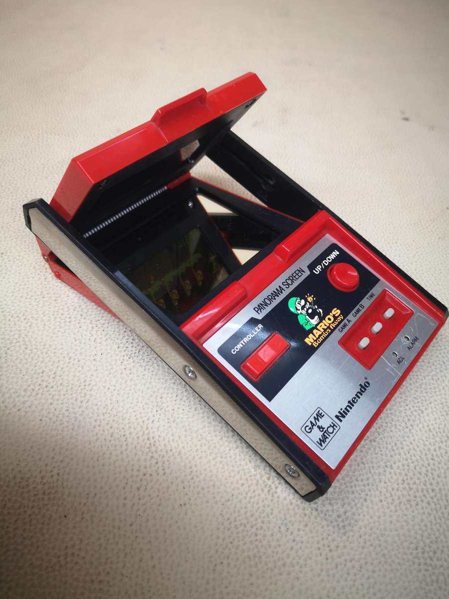 WOW!!! Mario's Bombs Away GAME & WATCH Panorama Screen 1988 Nintendo Stunning Working Condition