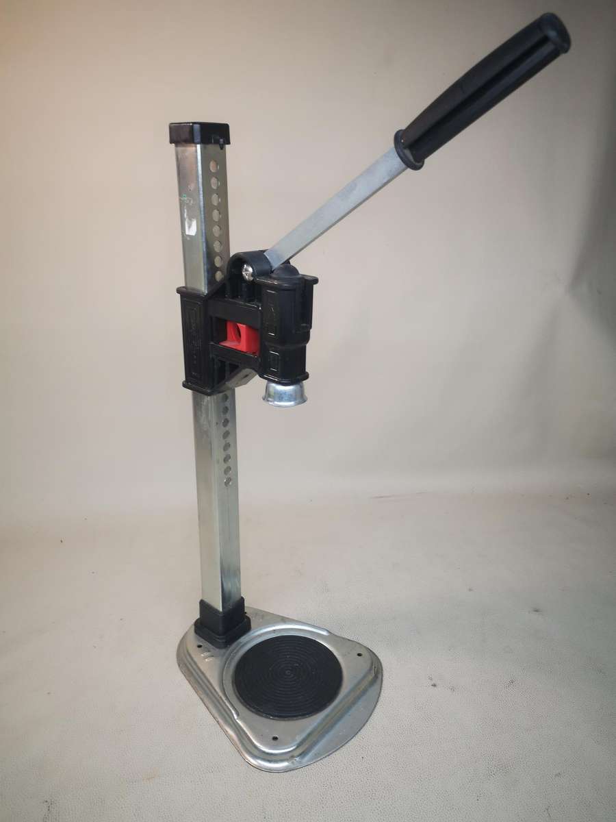 INDUSTRIAL CAPSULATOR BEER CAPPING MACHINE