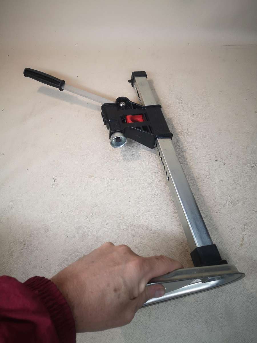 INDUSTRIAL CAPSULATOR BEER CAPPING MACHINE