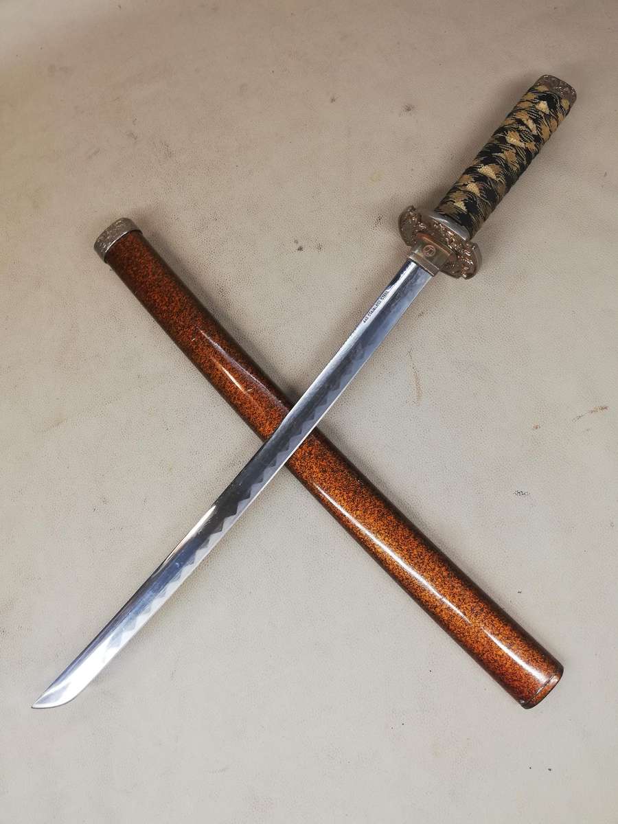 Magnificent Japanese Tachi, Katana with a very sharp 440 Stainless steel blade - 700mm