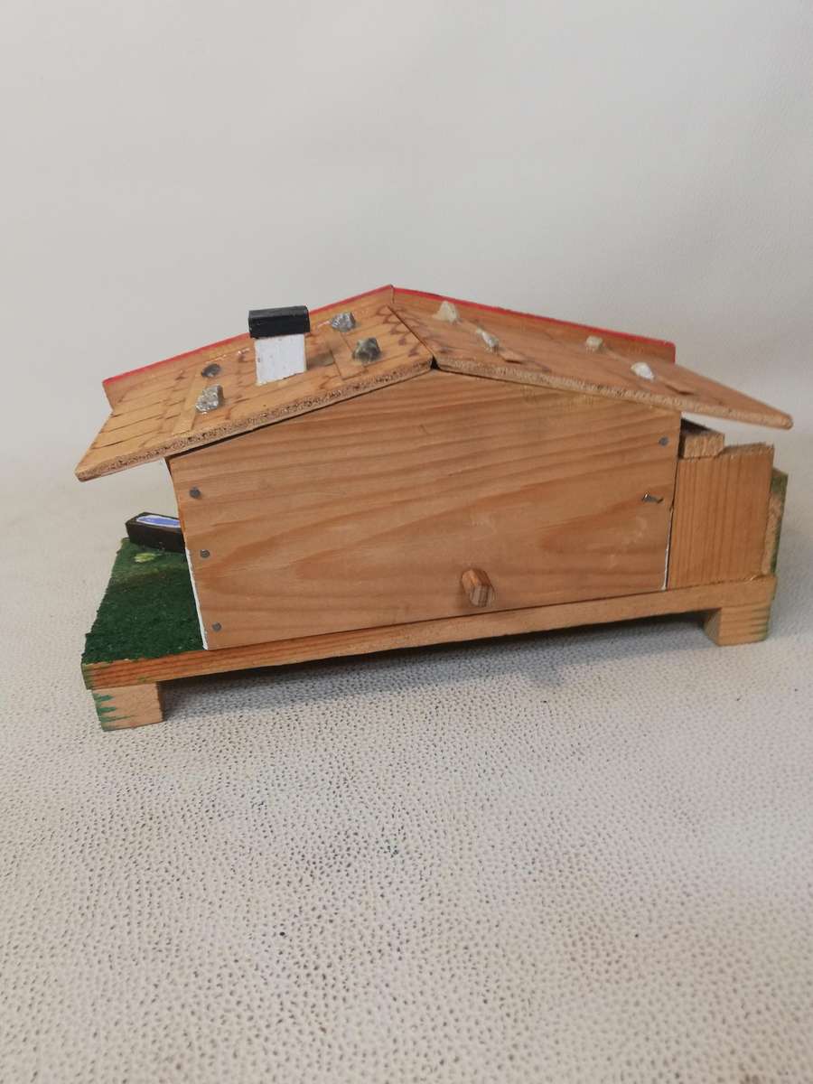 Dr. Zhivago Innsbruck Chalet Handcrafted Wooded Swiss Musical Movement