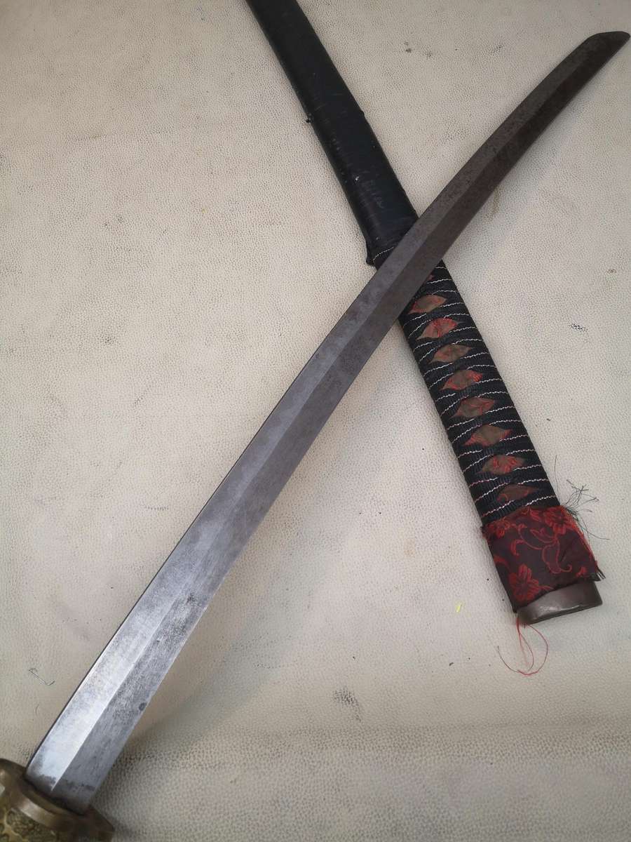 Stunning Brass and Steel Japanese Katana - Needs Sharpening 1000mm