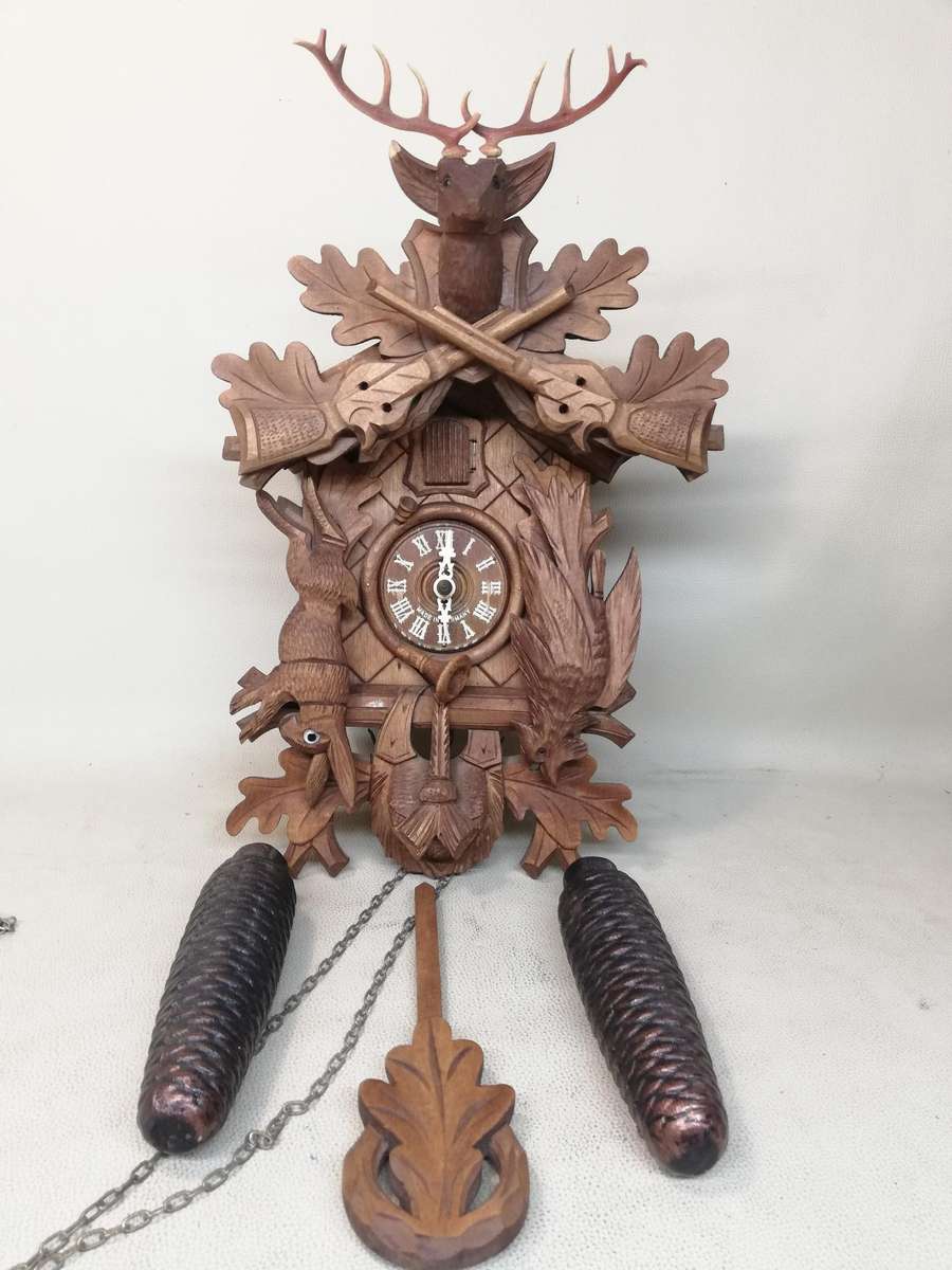 Working Large 600mm Hand-Carved Black Forest Hunter Cuckoo Clock - Germany