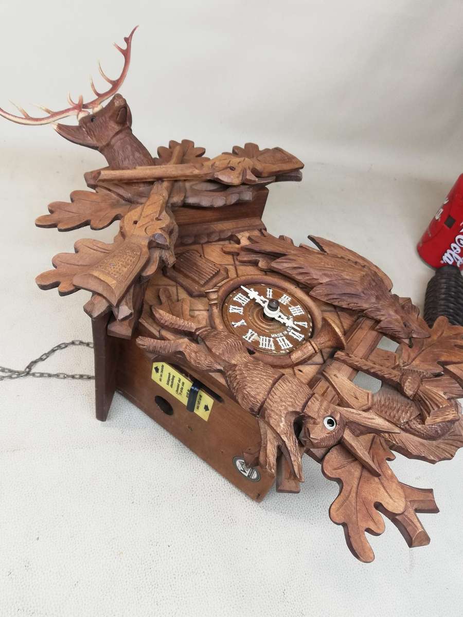 Working Large 600mm Hand-Carved Black Forest Hunter Cuckoo Clock - Germany