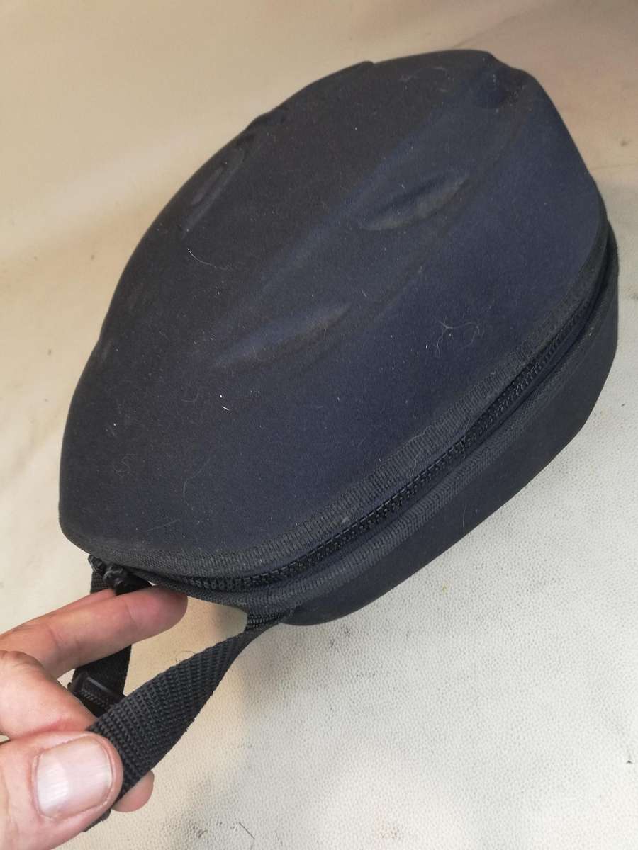 GIRO Atmos Helmet G134  Large 59 - 63cm with Pod Carrying Case