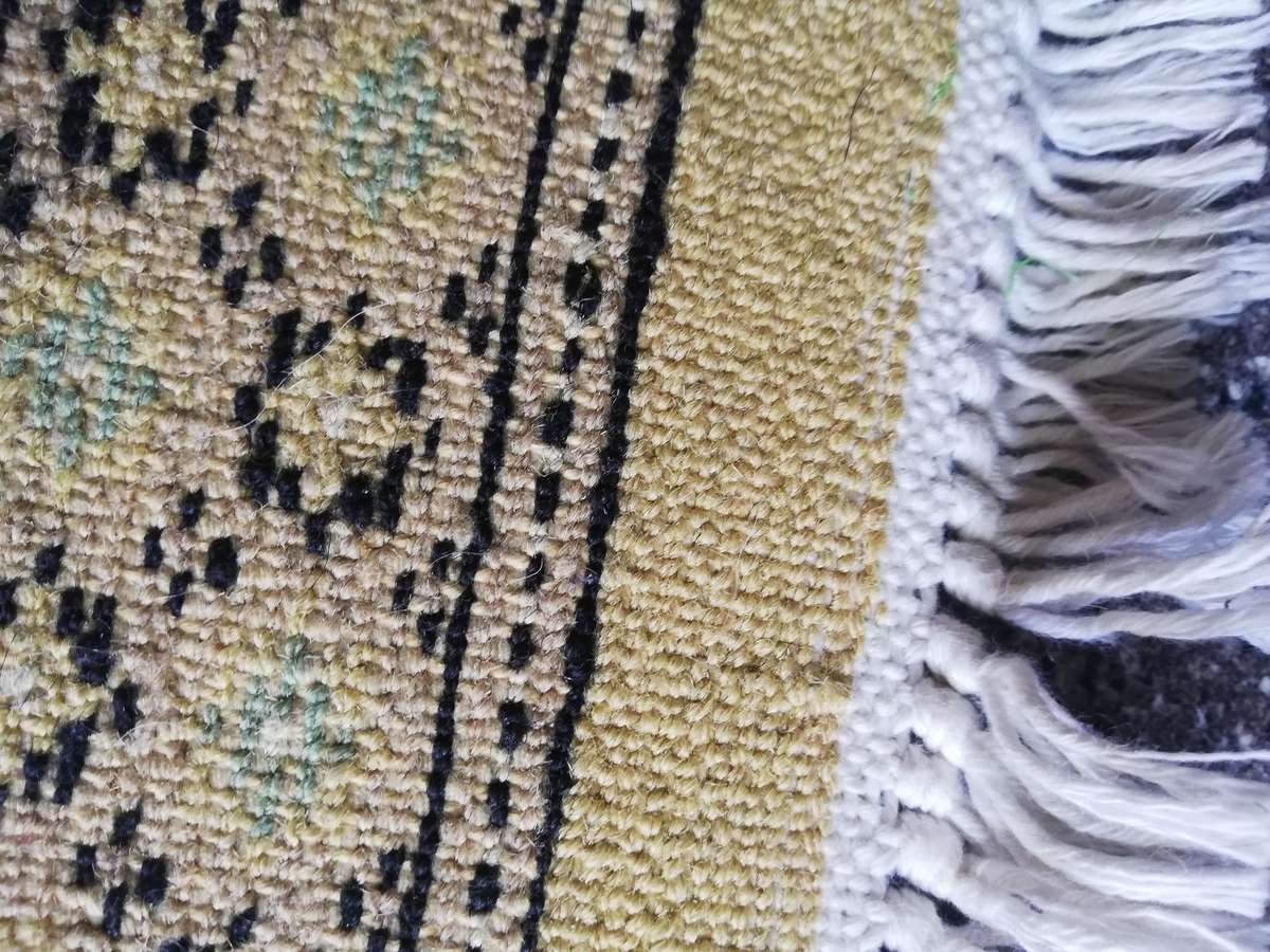 MAGNIFICENT!!! JALDAR BUKHARA PAKISTANI WHOOL RUG, HAND MADE 1240mm X 790mm