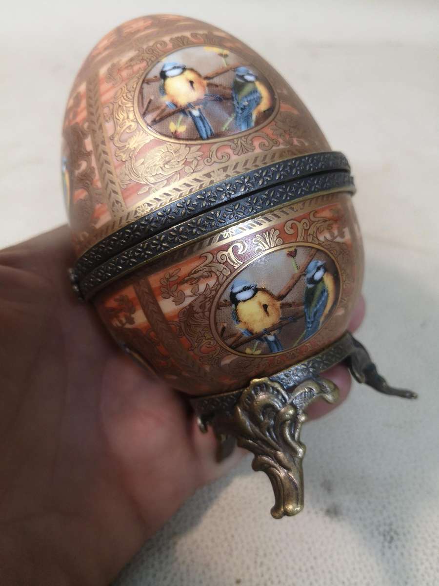 Vintage Porcelain Hand Painted Egg With Double Lion Shield Marking