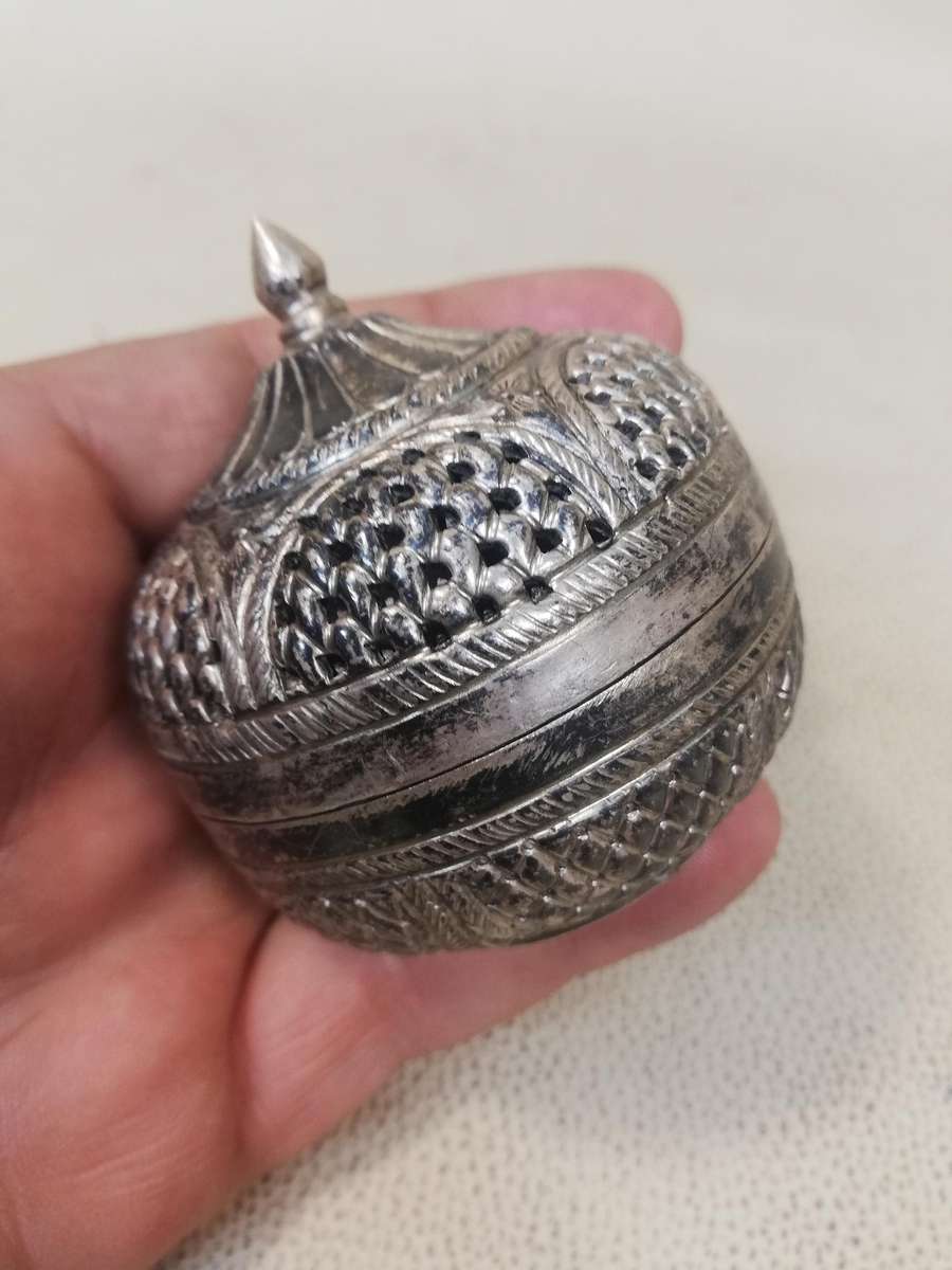 Antique 800 Silver Pill Box Marked - 78g