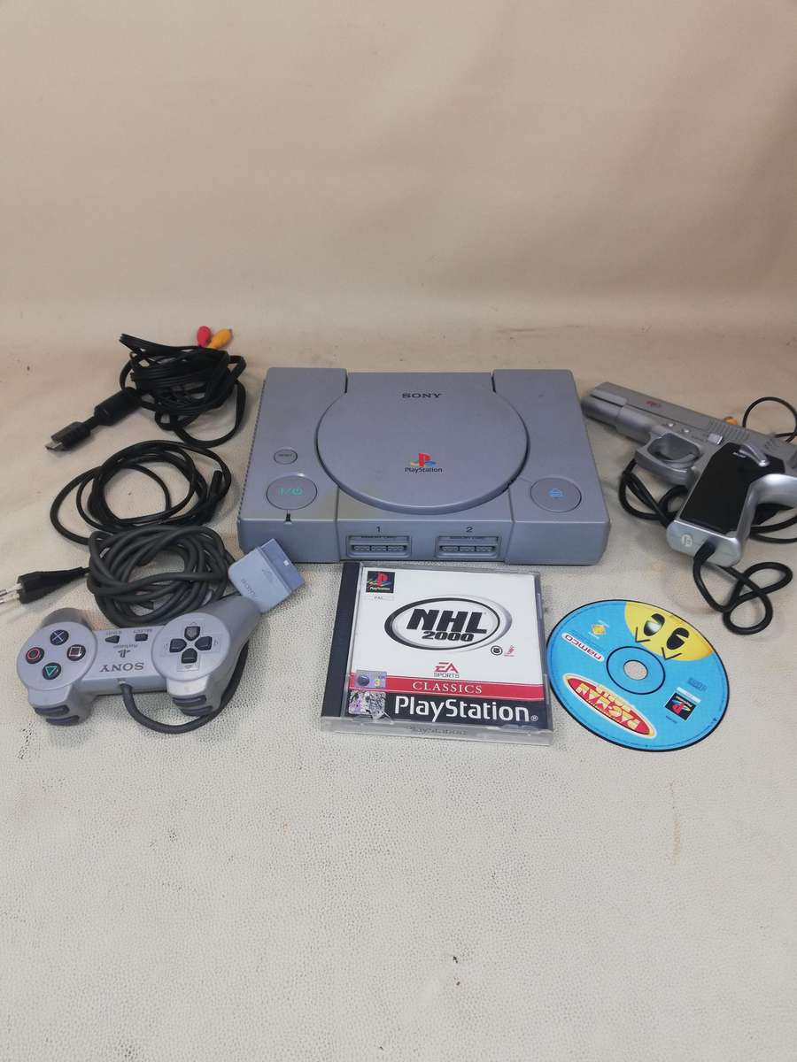 PS1 PlayStation 1 Original Video Game Console WITH/ CONTROLLER LIGHT GUN AND 2 GAMES