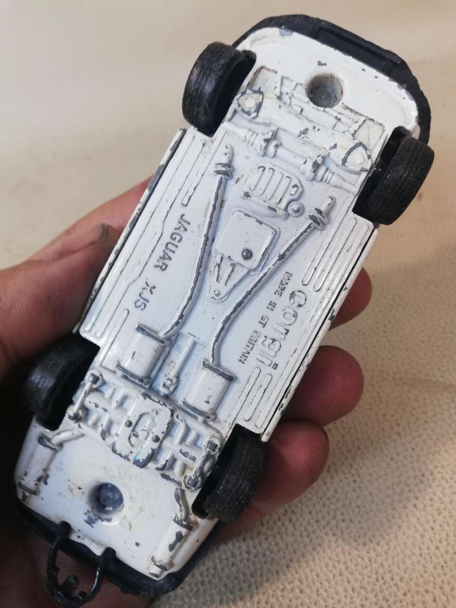 Vintage CORGI 319 JAGUAR XJS 1/16 Die Cast