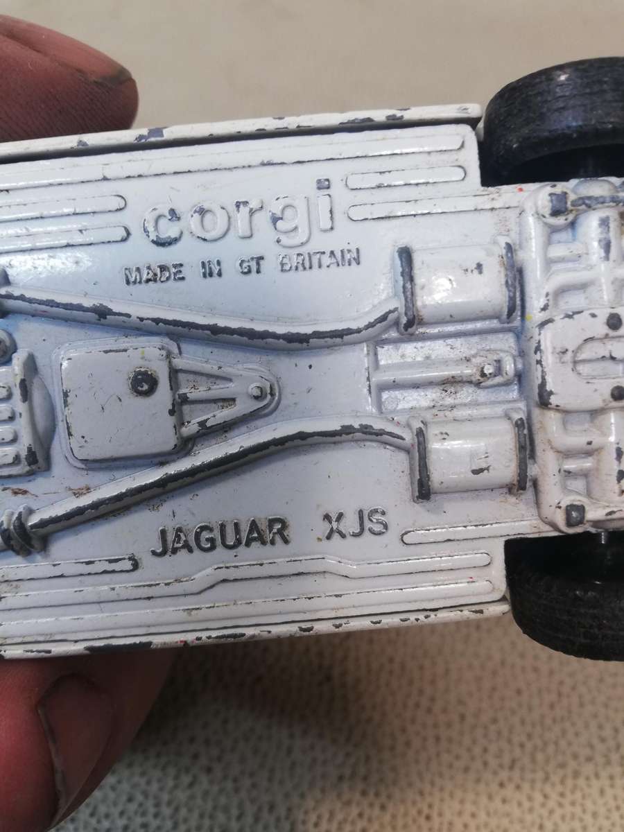 Vintage CORGI 319 JAGUAR XJS 1/16 Die Cast