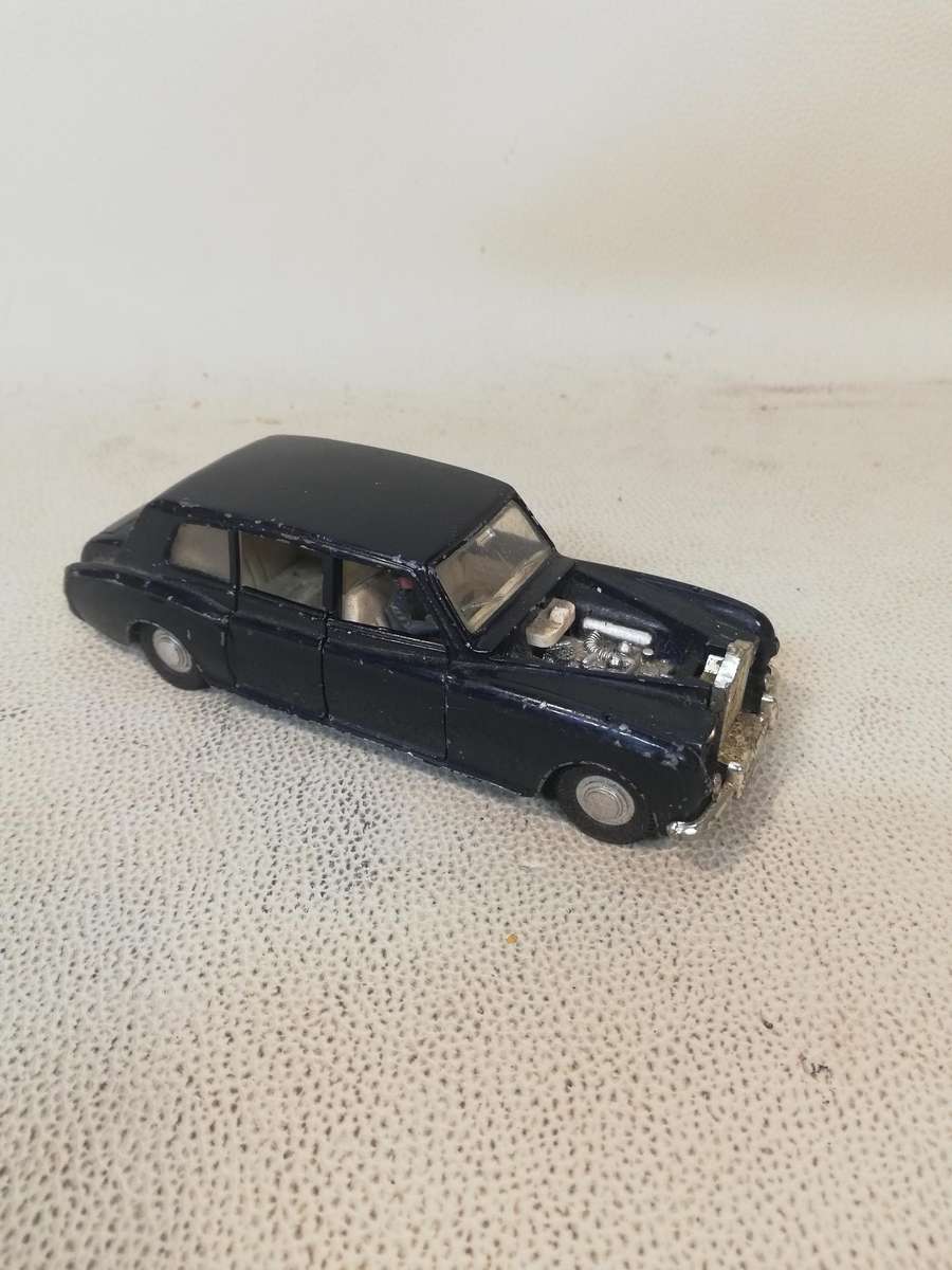 Vintage Dinky Meccano Rolls Royce Phantom V Limousine 1/32 Die cast