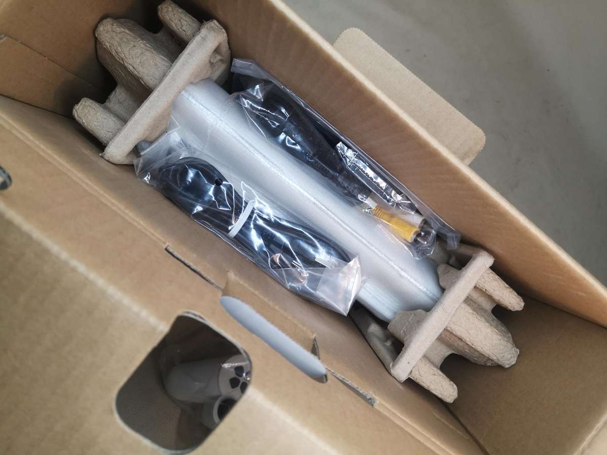 Complete Chrystal White Sony PS3-CECH-4204A + 2 Controls