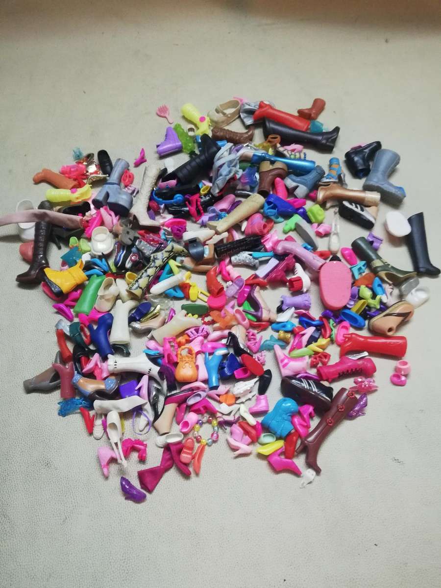 Hundreds of Barbie and Doll Shoes