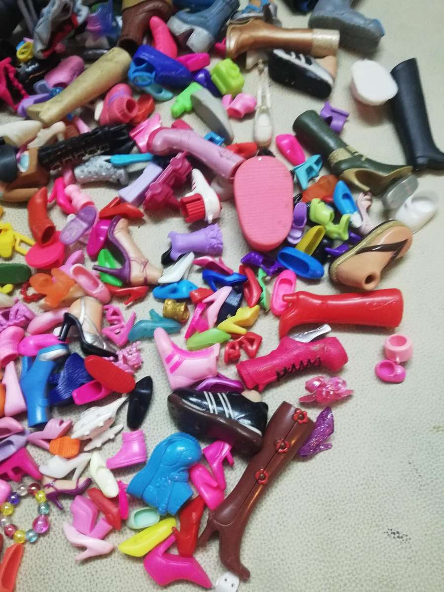 Hundreds of Barbie and Doll Shoes