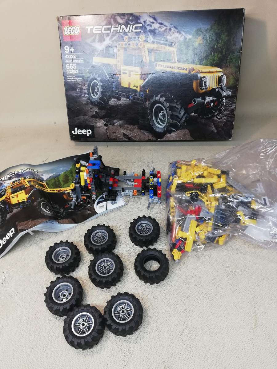 LEGO 42122 Technic Jeep® Wrangler - I don't Now if its complete