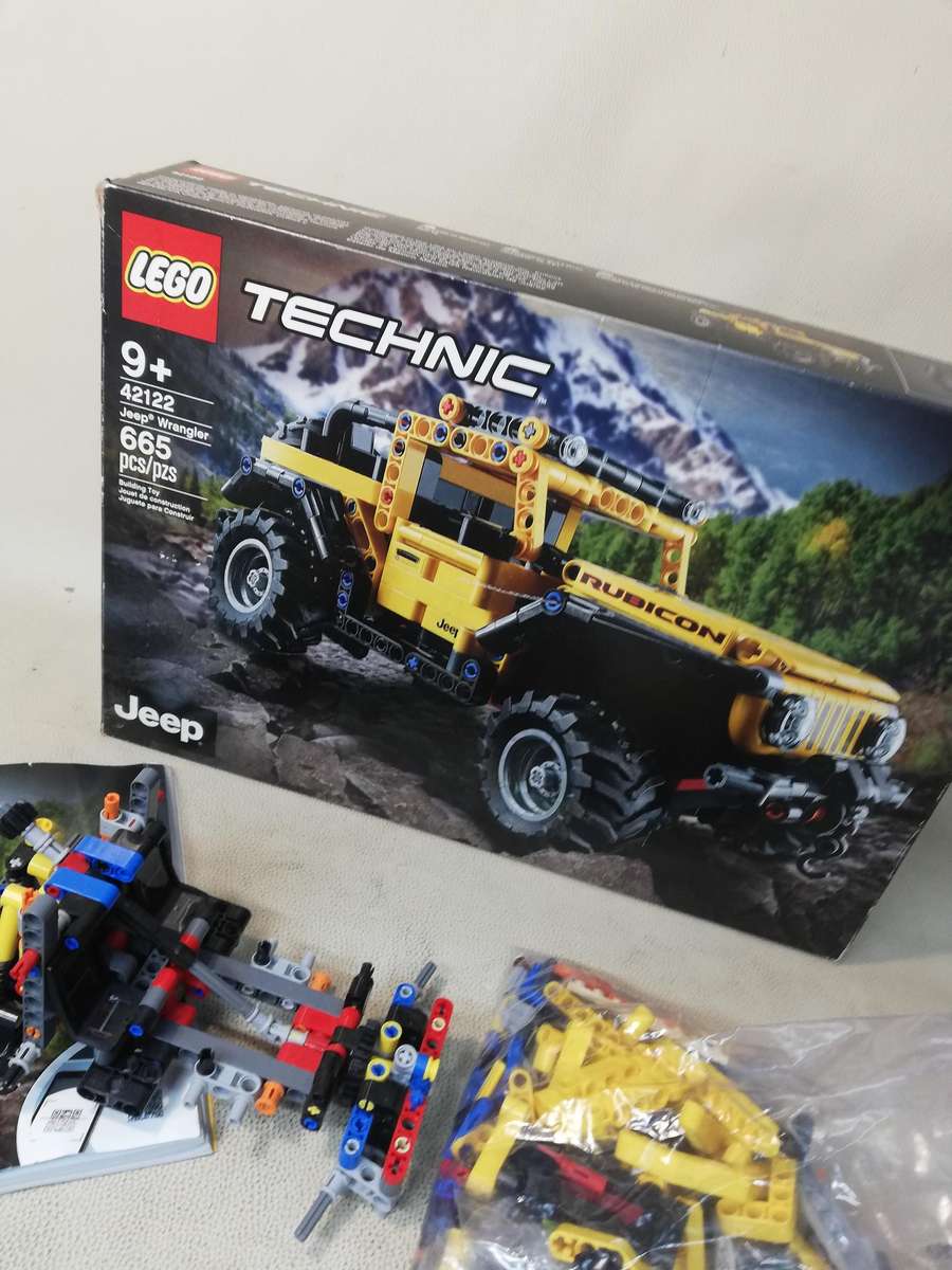 LEGO 42122 Technic Jeep® Wrangler - I don't Now if its complete
