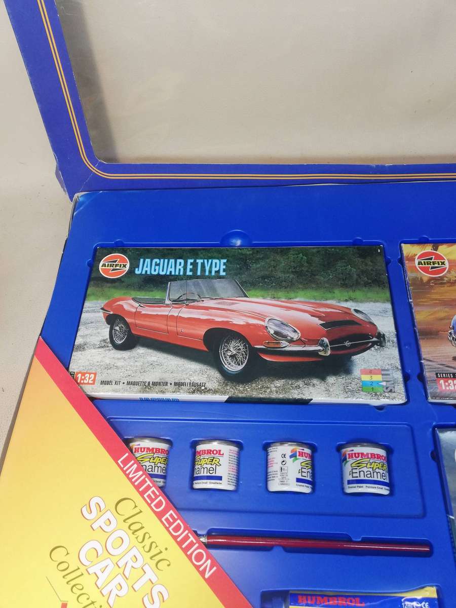 Airfix The historic Collection Classic Car MGB Jaguar E Type Aston Martin Building Kit