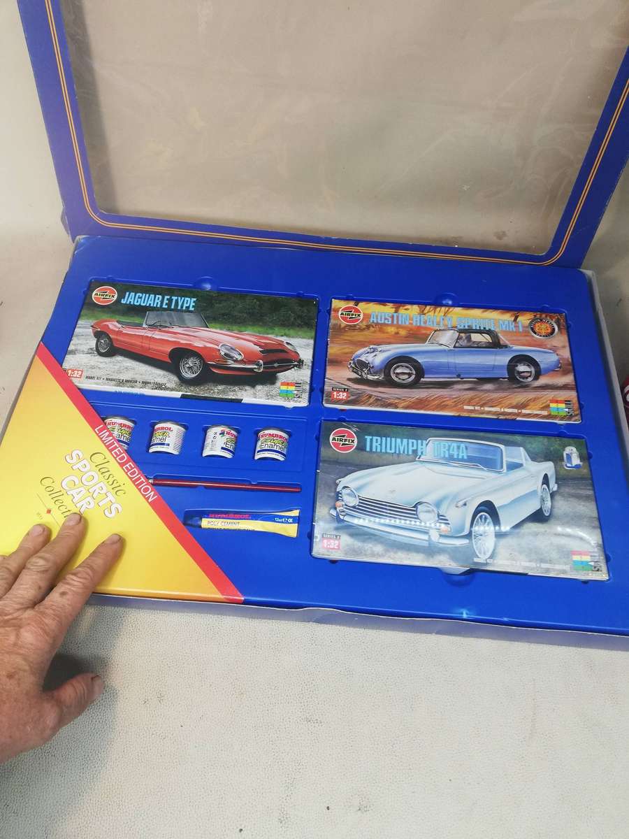Airfix The historic Collection Classic Car MGB Jaguar E Type Aston Martin Building Kit