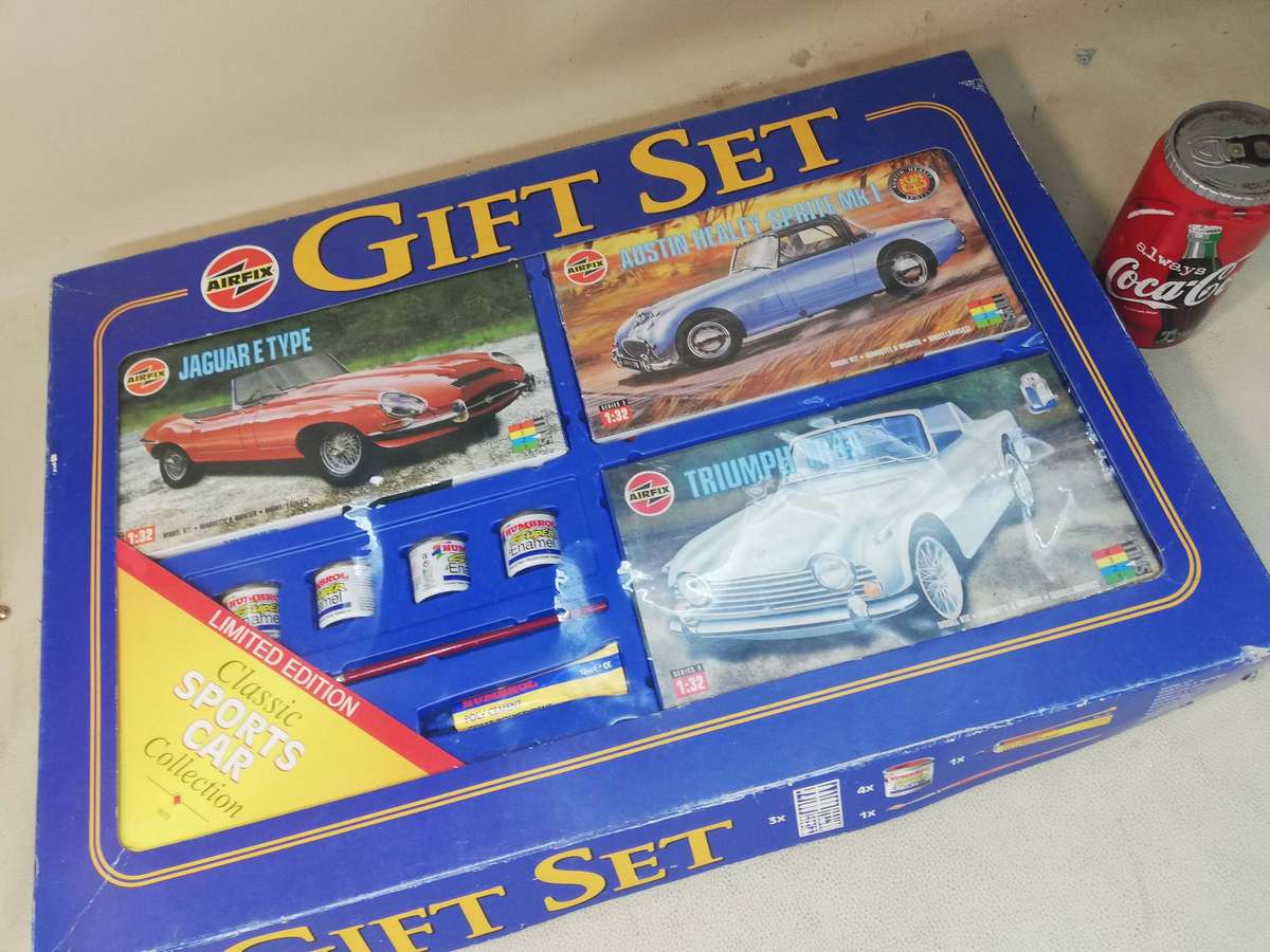 Airfix The historic Collection Classic Car MGB Jaguar E Type Aston Martin Building Kit