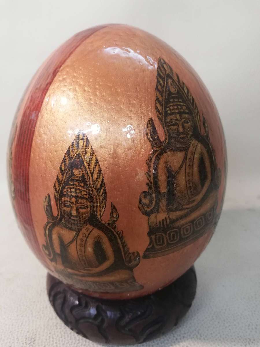 Buddha Theme Art Ostrich Egg with Hand Carved Stand