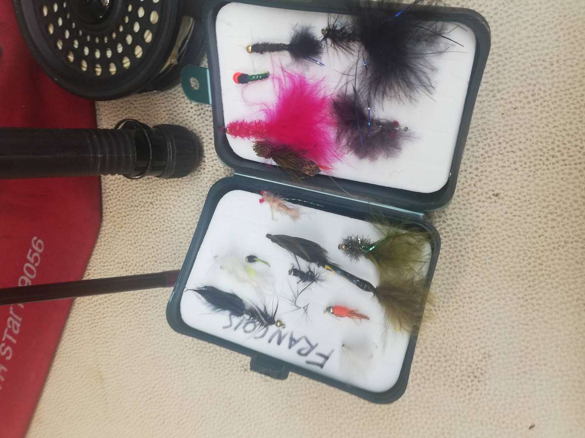 Sold Stealth Fly Rod (Start 9056) + Stealth Reel (ST100) + Snowbee fly box