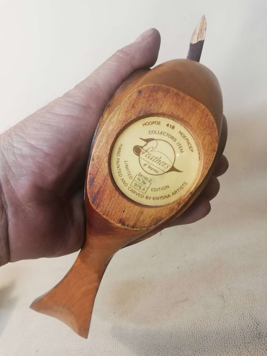 Original 1990 Feathers of Knysna hand made limited edition Figurine of a "Hoopoe",476/975, 35cm