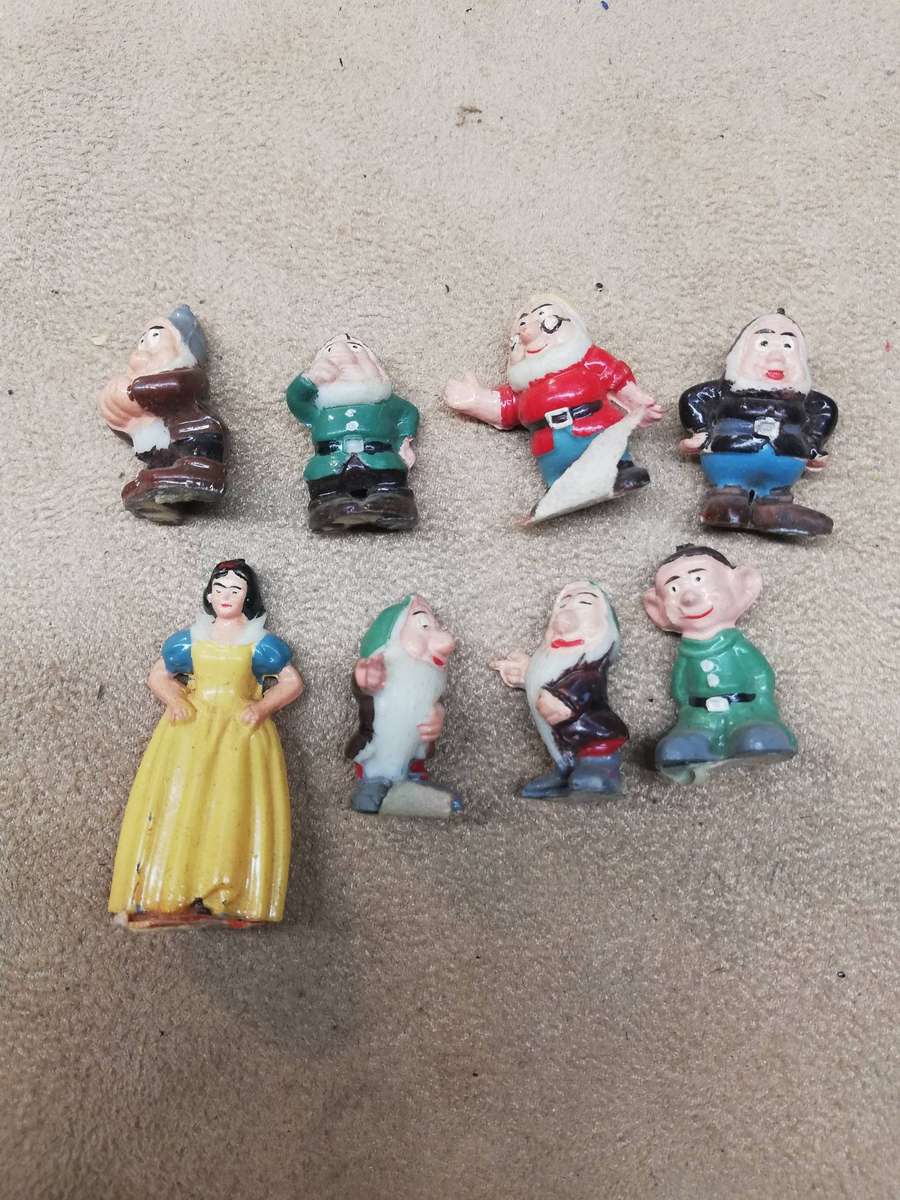 Rare!! 1960 Marx Disneykins Snow White and the 7 Dwarfs (Complete Set)